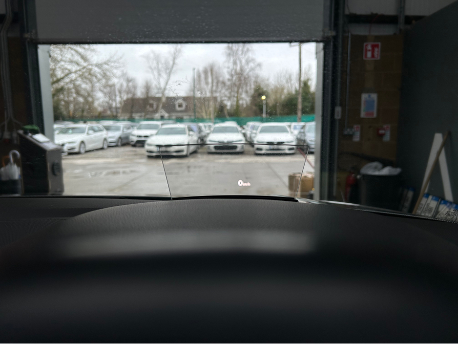 2018 Volkswagen Tiguan - image 9