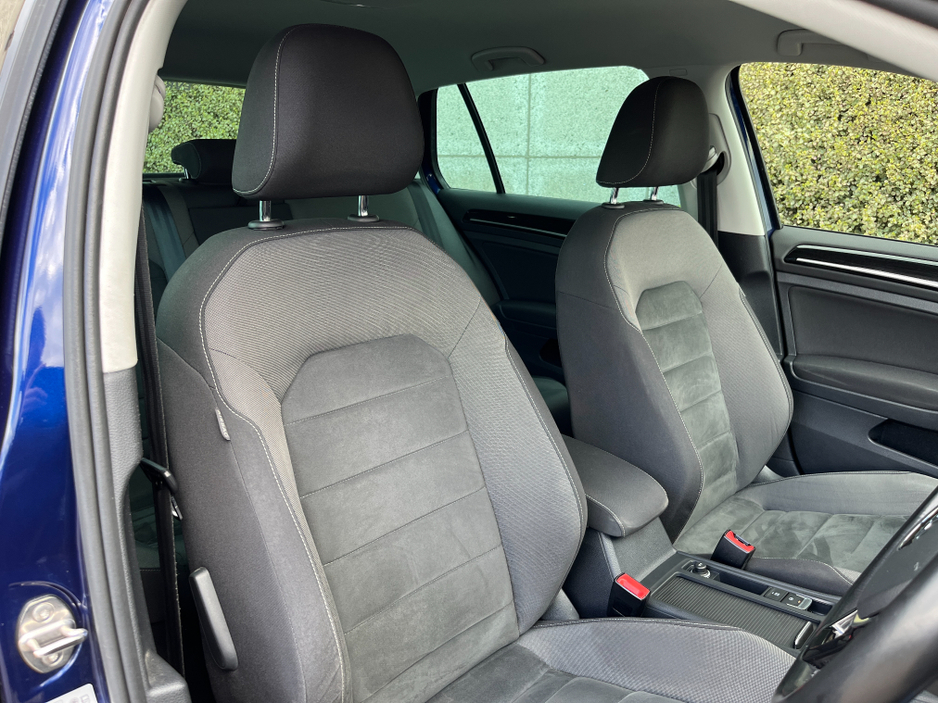 2019 Volkswagen Golf - image 11