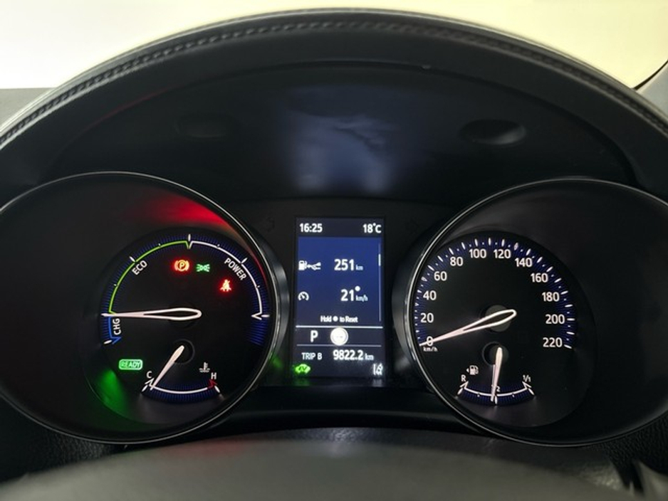 2021 Toyota C-HR - image 13