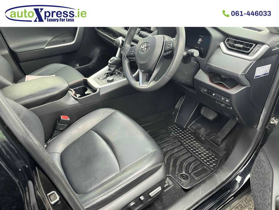 2021 Toyota Rav4 - image 4