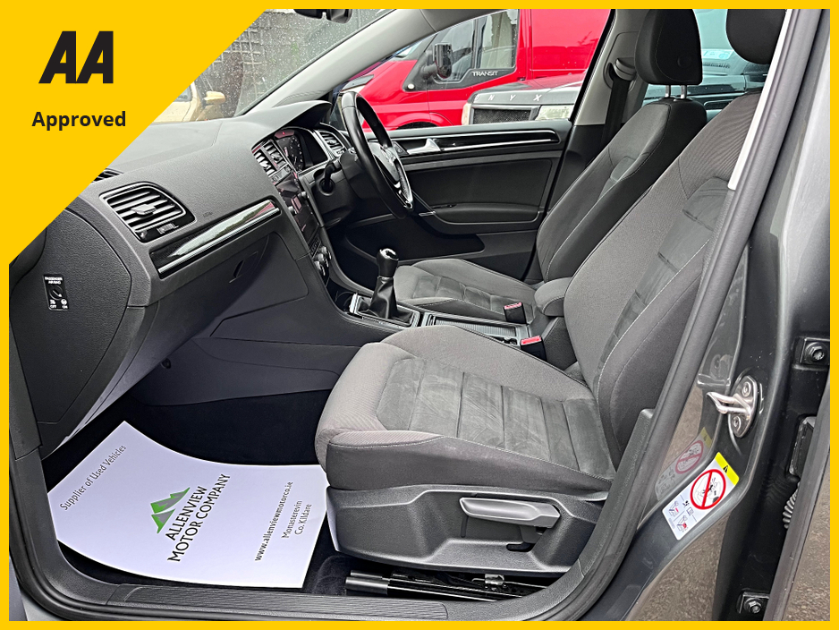 2019 Volkswagen Golf - image 21