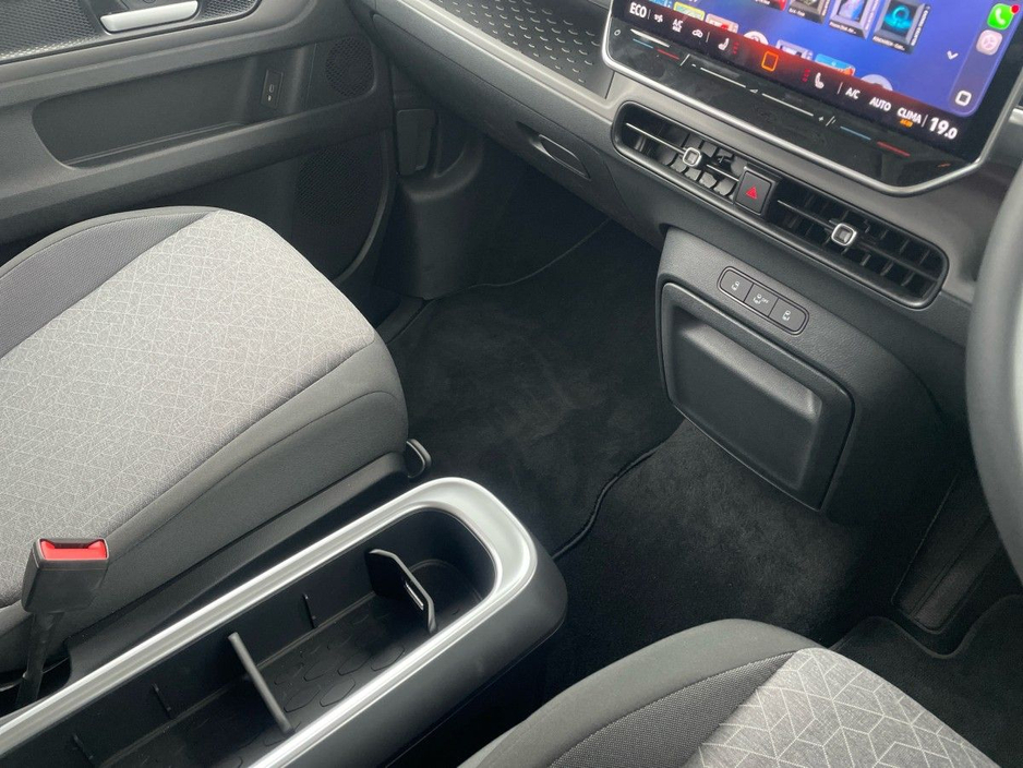 2025 Volkswagen ID.Buzz ID.BUZZ STYLE 86KWH 280BHP LWB €66,975