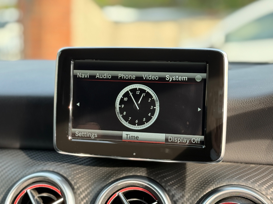 2015 Mercedes-Benz A Class - image 26