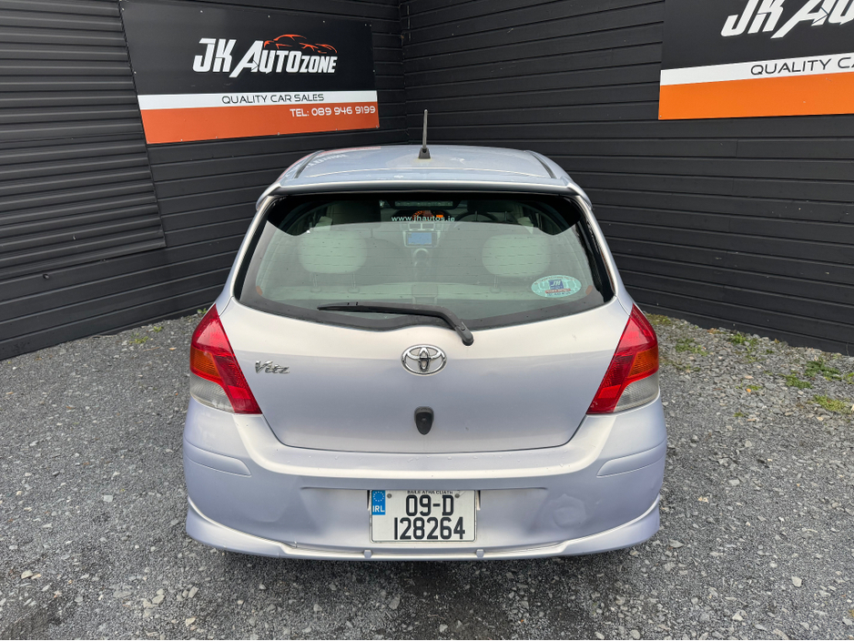 2009 Toyota Yaris 1.0 VITZ AUTO €4,995
