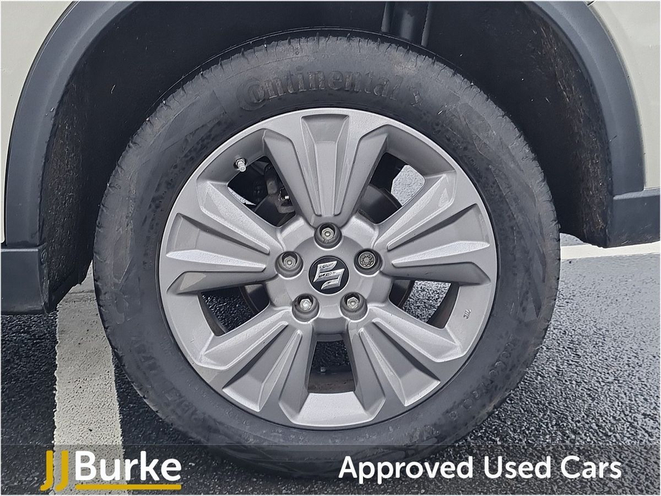 2023 Suzuki Vitara - image 6