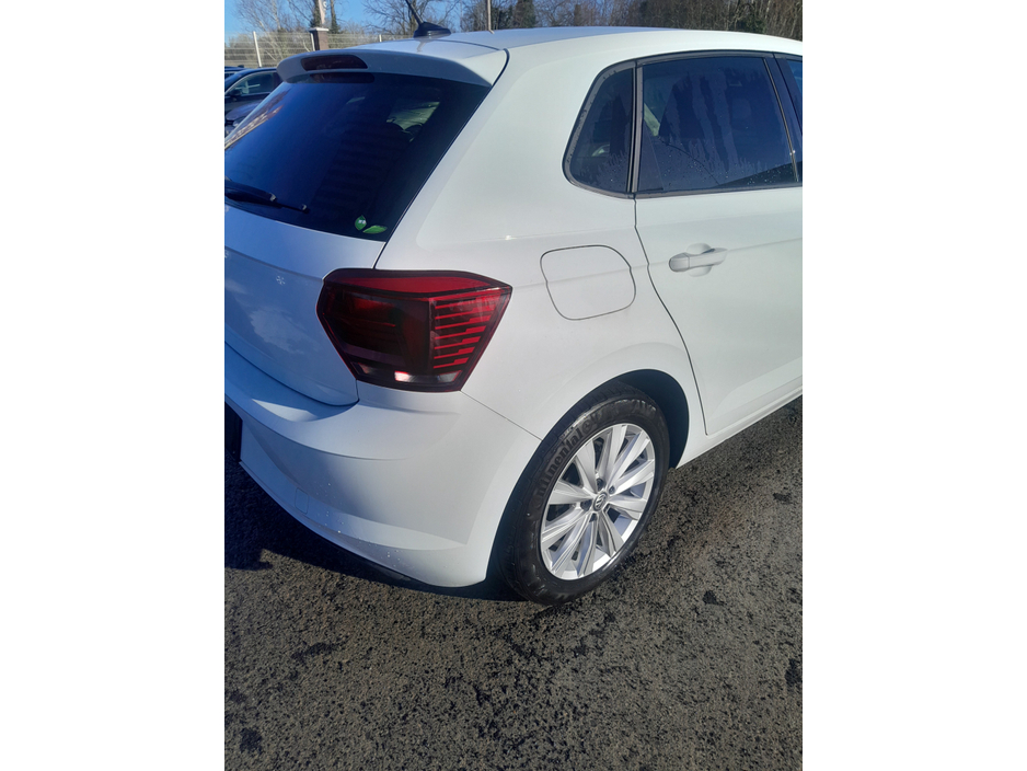 2019 Volkswagen Polo - image 10