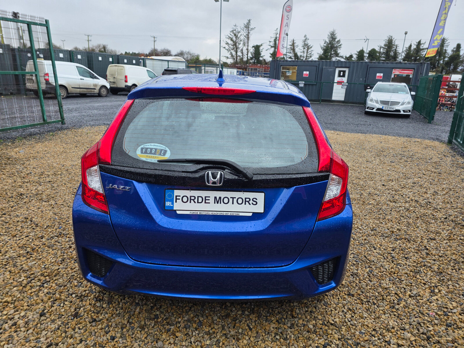 2017 Honda Jazz 1.3 i-VTEC SE €9,950