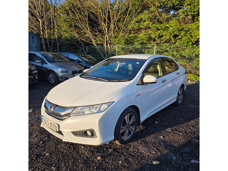 2016 Honda Grace  €12,950