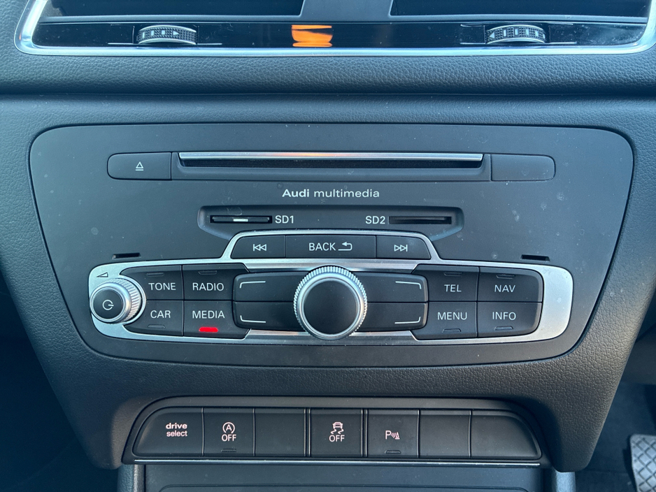 2016 Audi Q3 - image 18