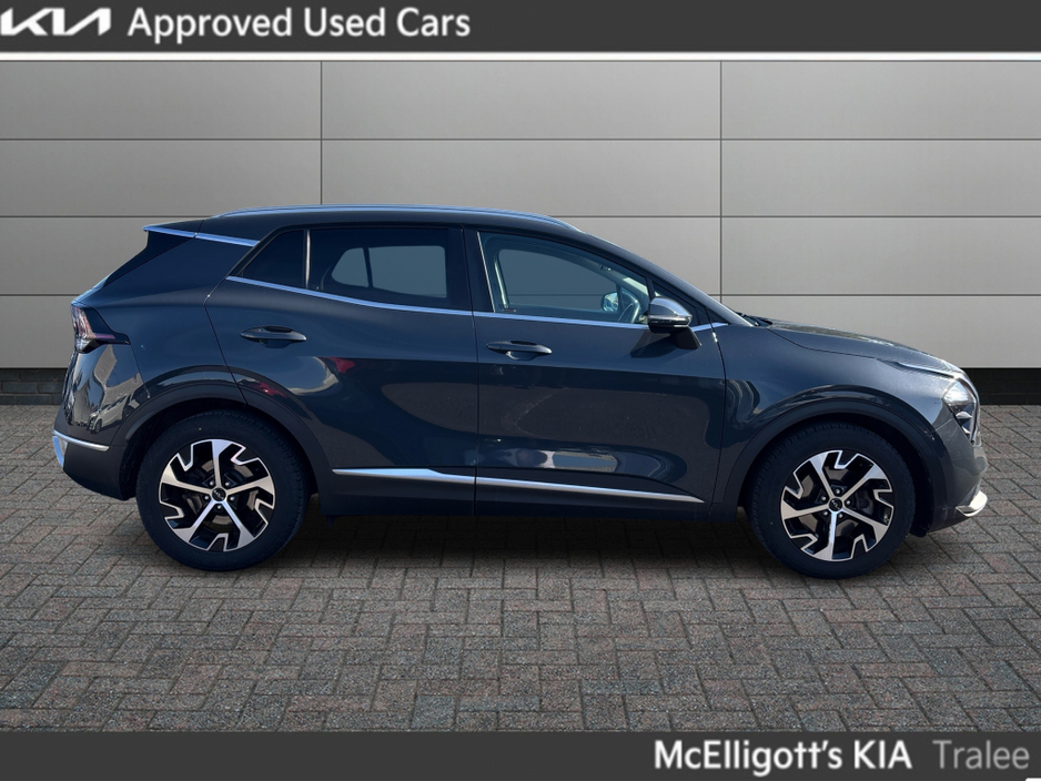 2022 Kia Sportage - image 5