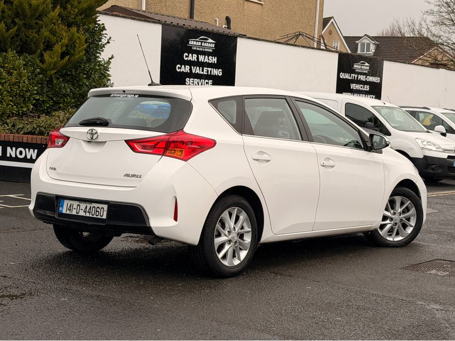 2014 Toyota Auris 1.4 D-4D ICON S/S 5DR €5,950