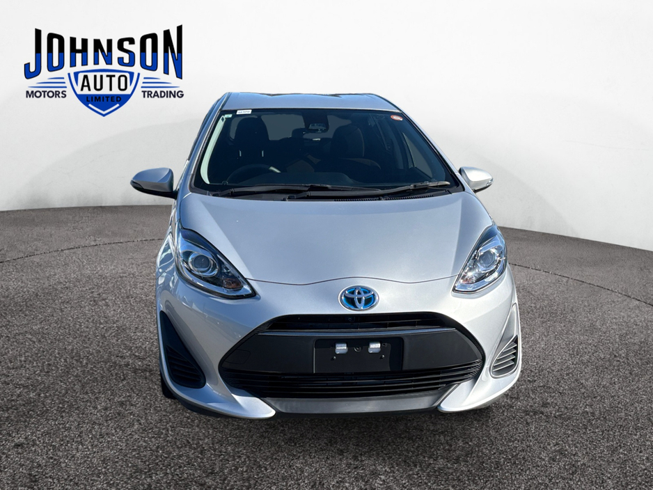 2018 Toyota Aqua - image 7