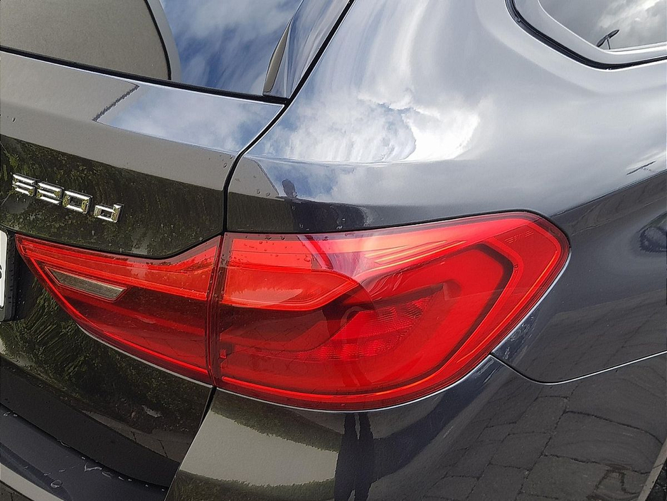 2017 BMW 5 Series 520d M Sport €29,995