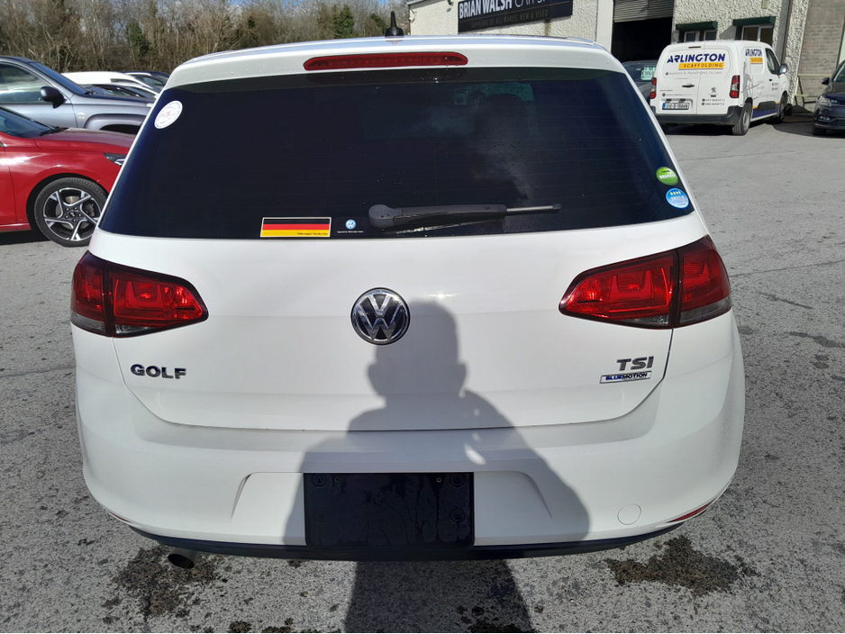 2016 Volkswagen Golf - image 7