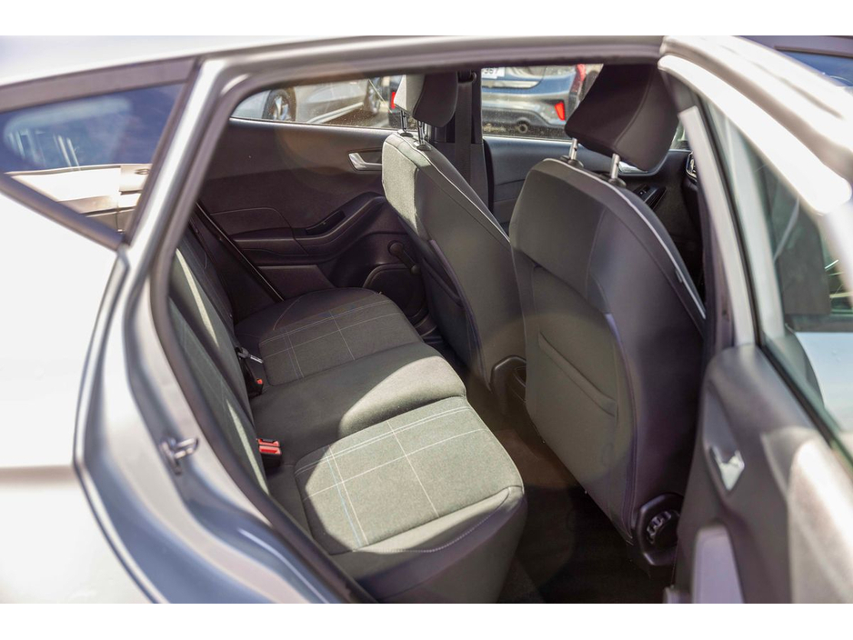 2018 Ford Fiesta - image 19