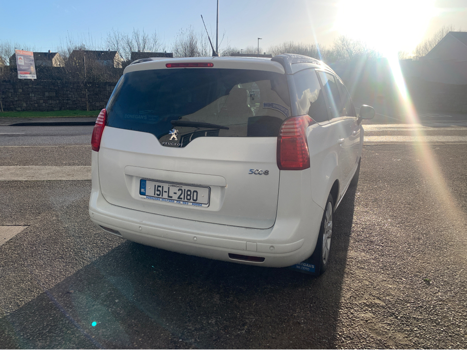 2015 Peugeot 5008 ACTIVE FAMILY 1.6 HDI 4DR €6,000
