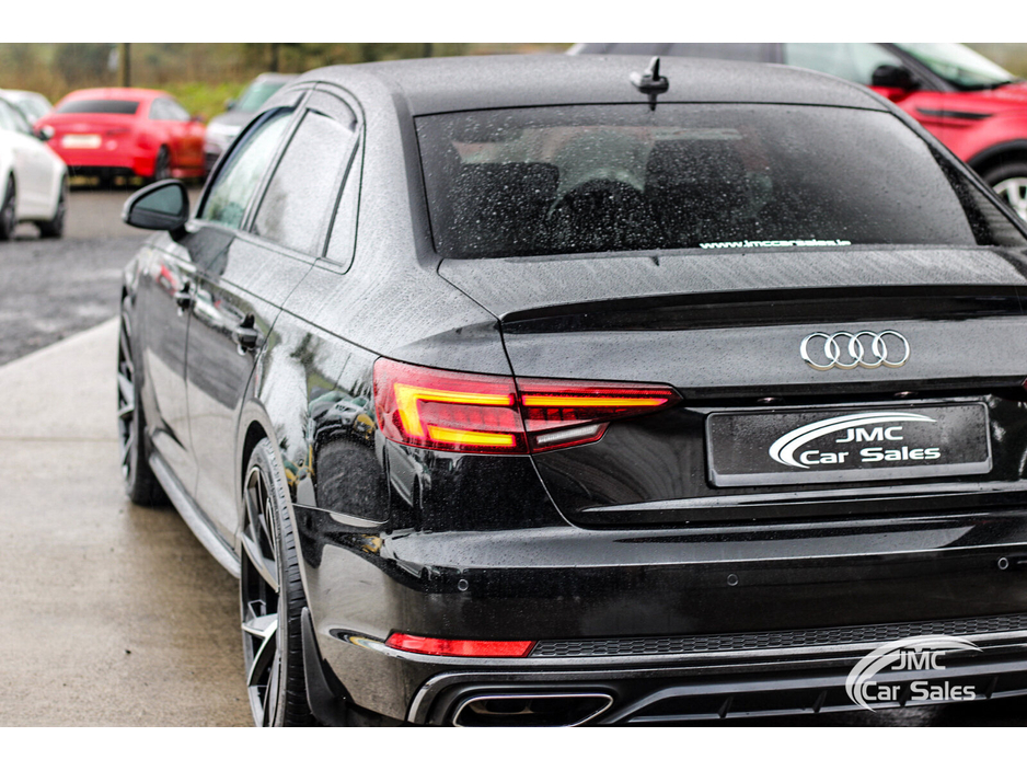 2019 Audi A4 - image 9