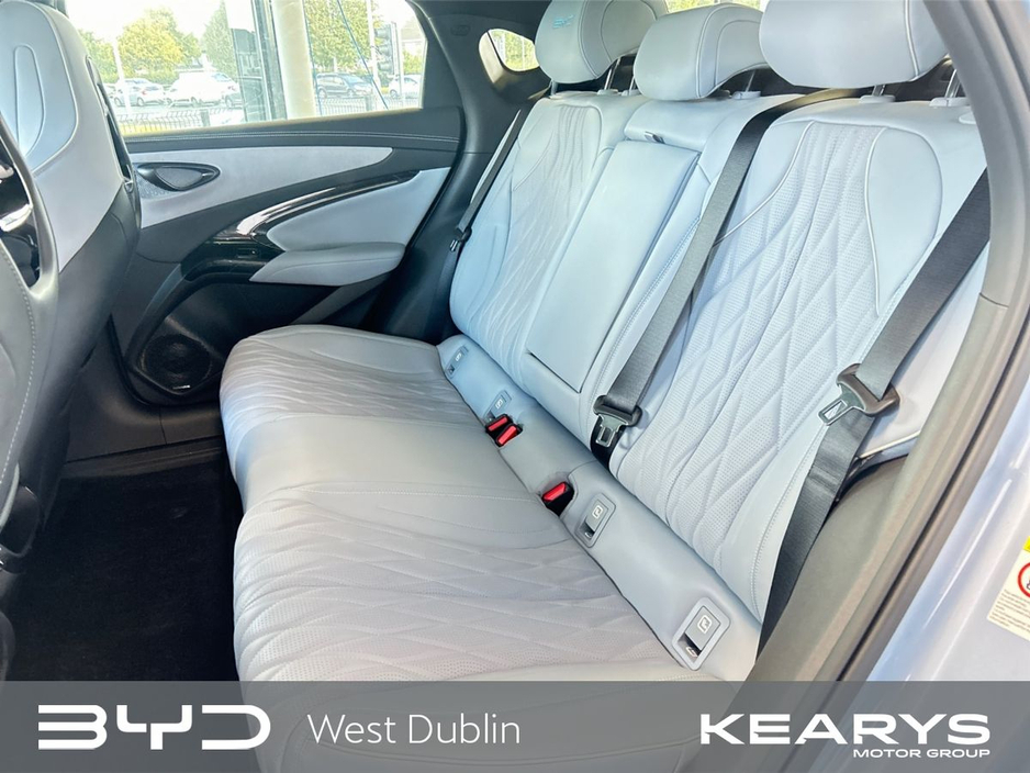 2024 BYD Seal - image 8