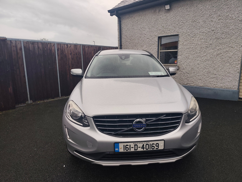 2016 Volvo XC60 D4 (190hp) FWD SE Geartronic €11,999