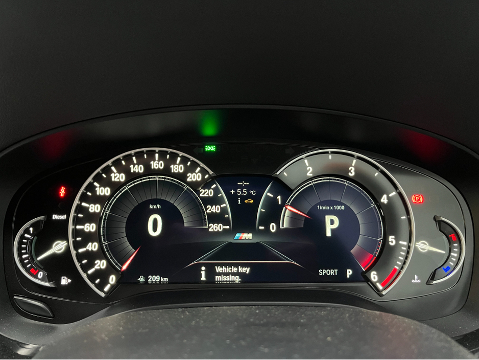 2019 BMW 5 Series €28950 2019 BMW 520D 523D ESTATE TOURING M SPIRIT 2.0 AUTOMATIC / CRUISE CONTROL / REVERSE CAMERA / ELECTRIC SEATS AND MORE €28,950