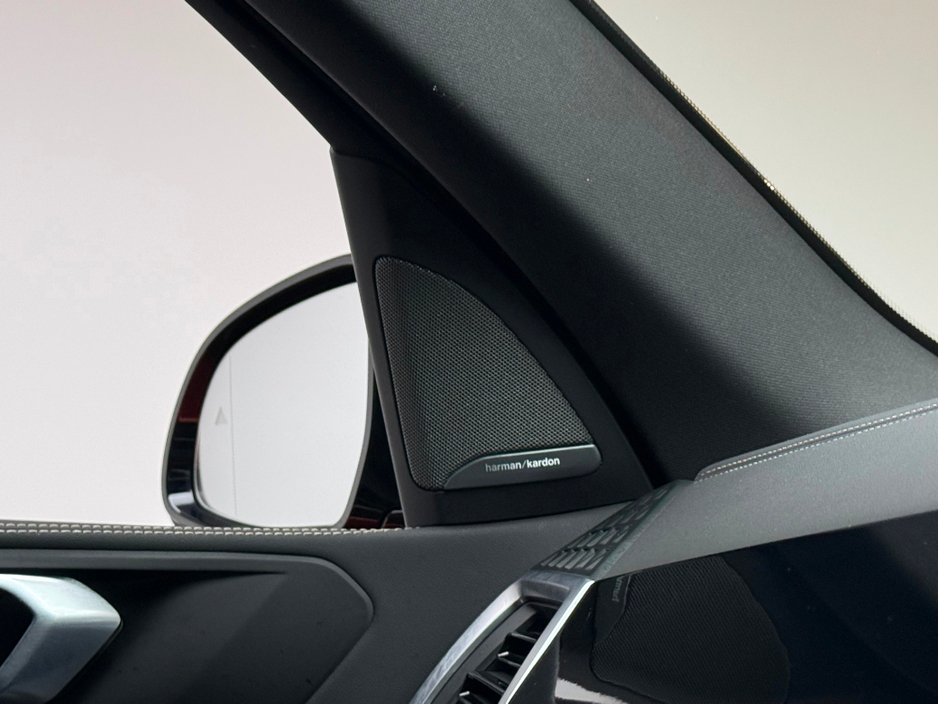 2025 BMW X5 - image 16