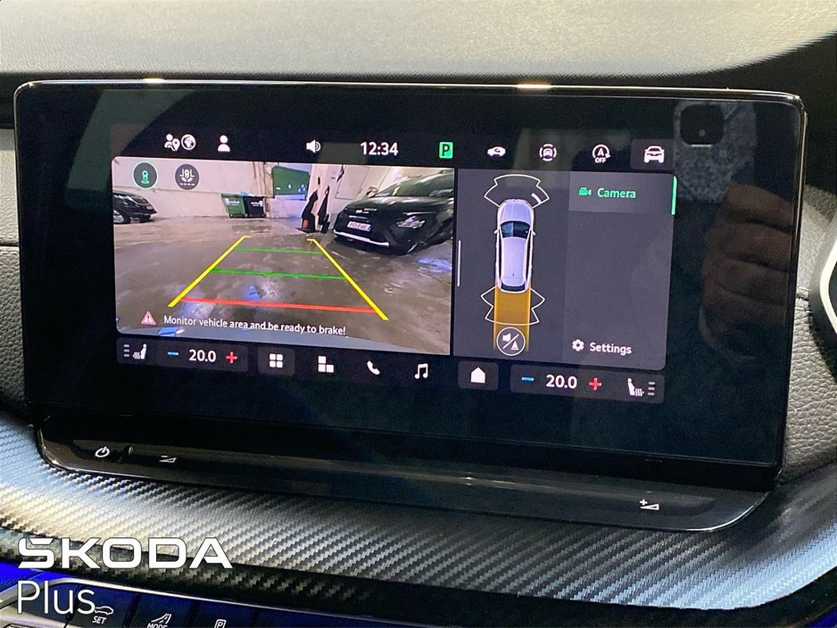 2025 Skoda Octavia - image 15