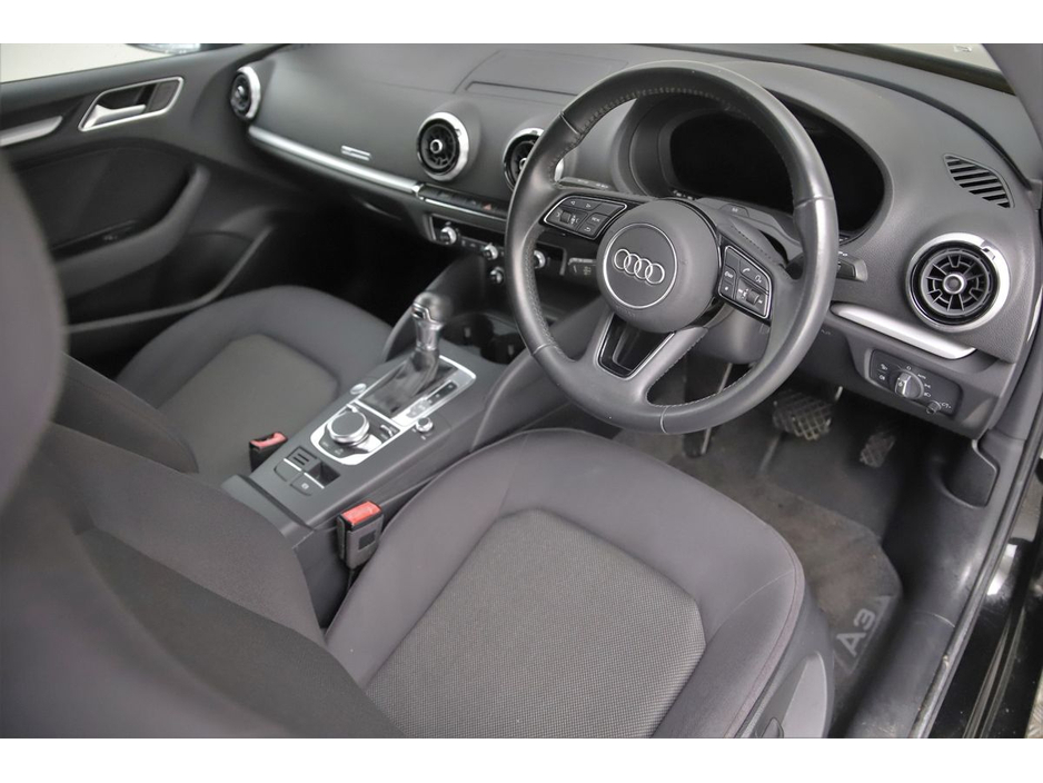 2018 Audi A3 - image 13