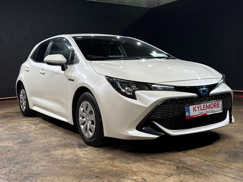 2020 Toyota Corolla 1.8 HYBRID - MULTI FUNCTION STEERING WHEEL - CRUISE CONTROL - LANE KEEP ASSIST - HEATING / AC CONTROLS - REVERSE CAMERA - ELECTRIC WINDOWS €20,950