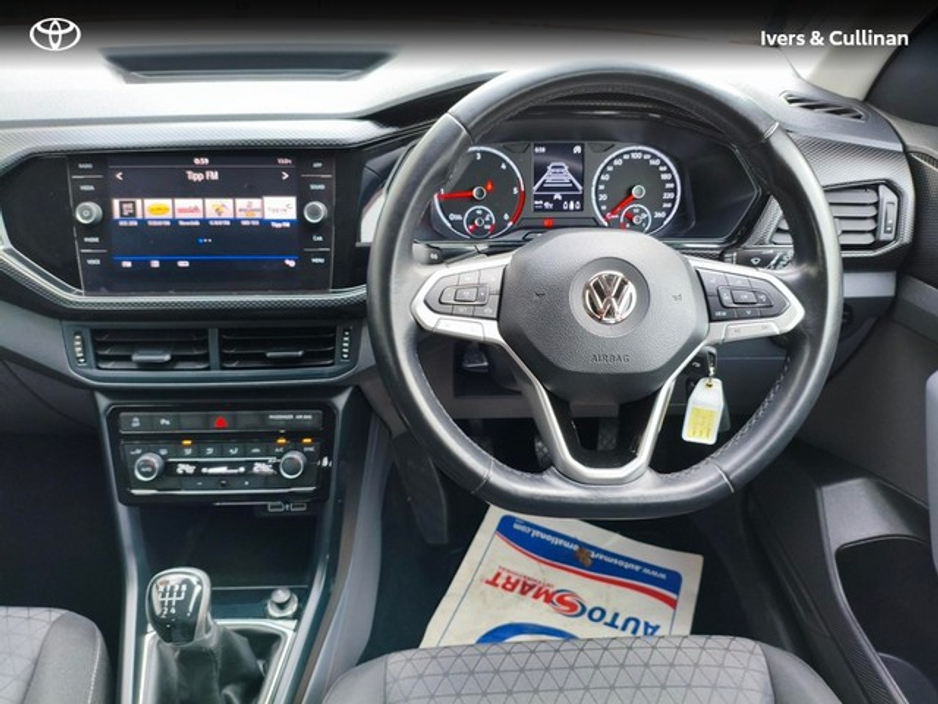 2020 Volkswagen T-Cross - image 6