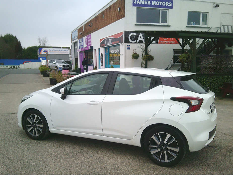 2018 Nissan Micra - image 2