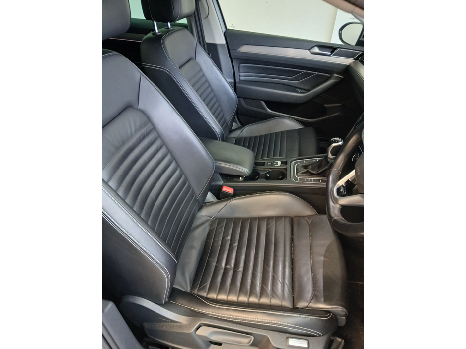 2020 Volkswagen Passat 2.0 TDI R-LINE  6SP 150 BHP ESTATE   : LOW MILEAGE : FINANCE ARRANGED : €23,950