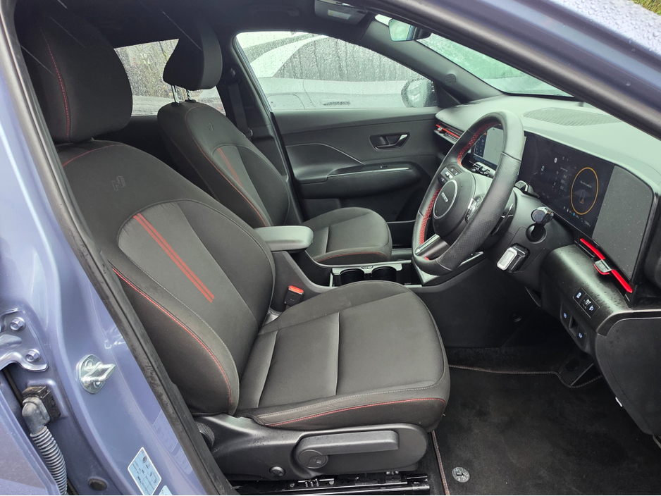 2025 Hyundai Kona - image 10