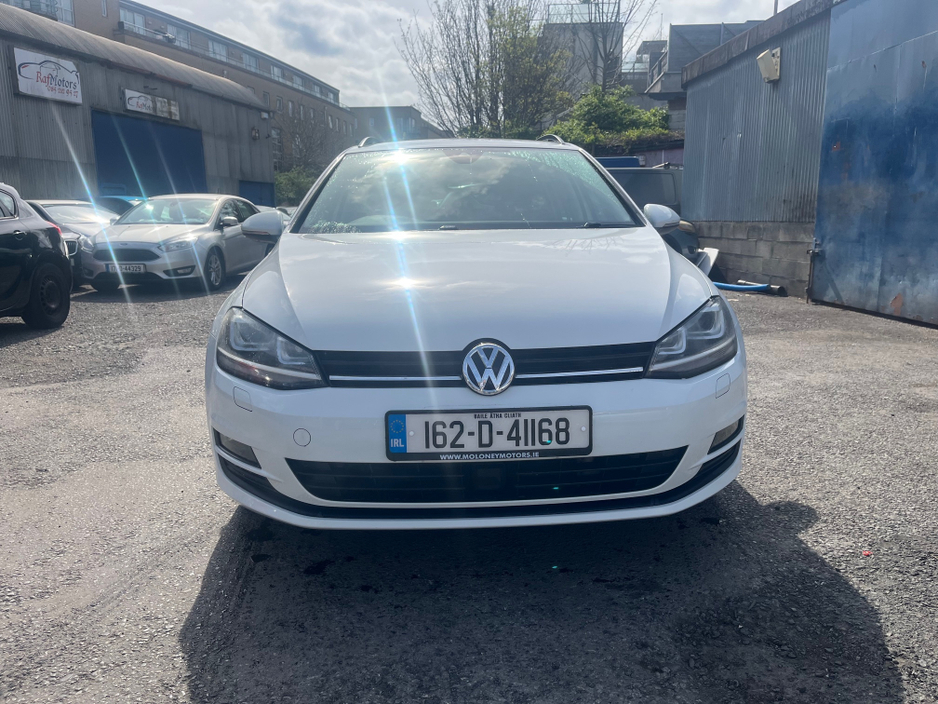 2016 Volkswagen Golf - image 8