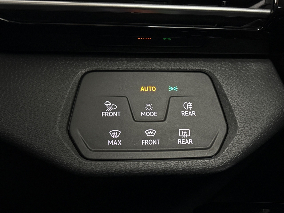 2021 Volkswagen ID.4 - image 22