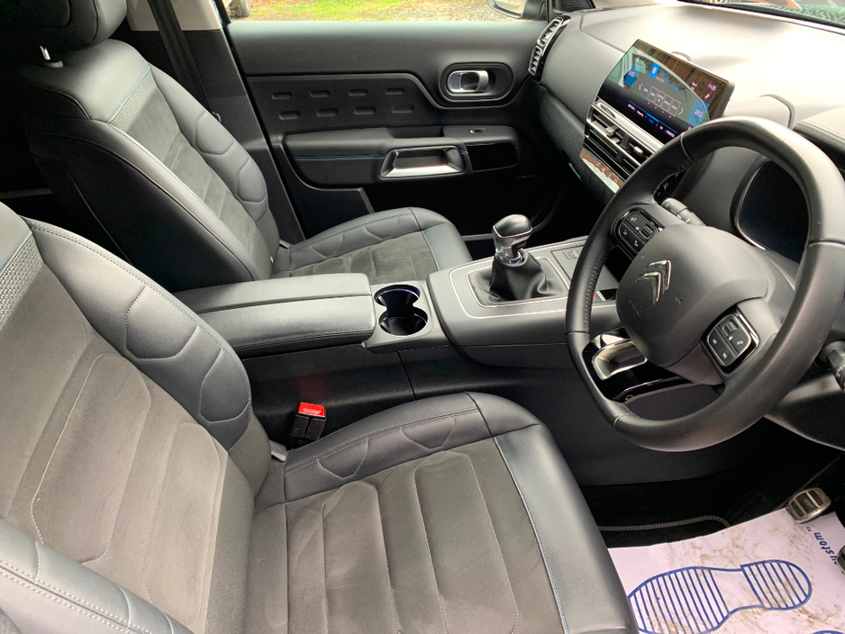 2023 Citroen C5 Aircross - image 15