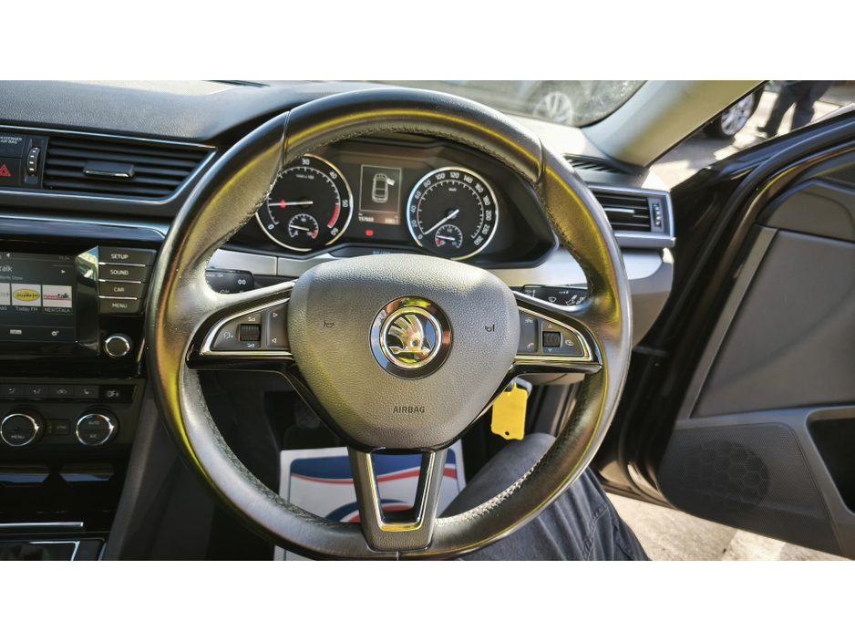 2015 Skoda Superb - image 26