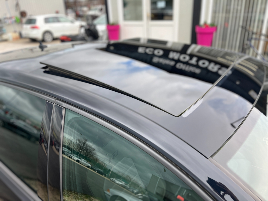 2016 Volkswagen Golf - image 7