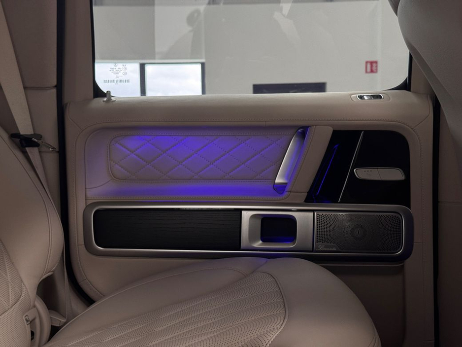 2025 Mercedes-Benz G Class - image 21