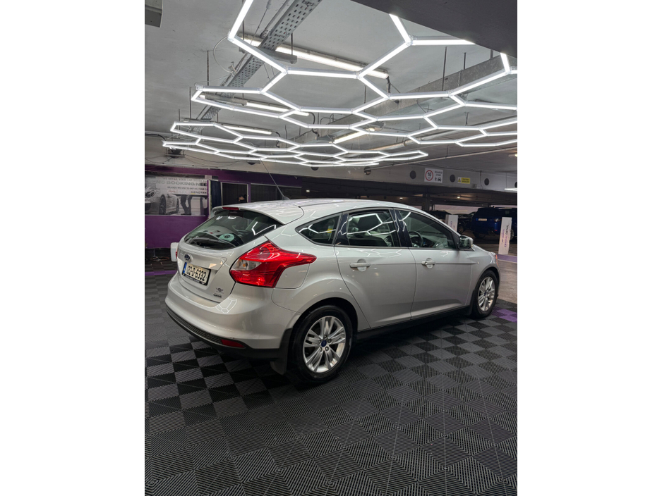 2013 Ford Focus - image 6