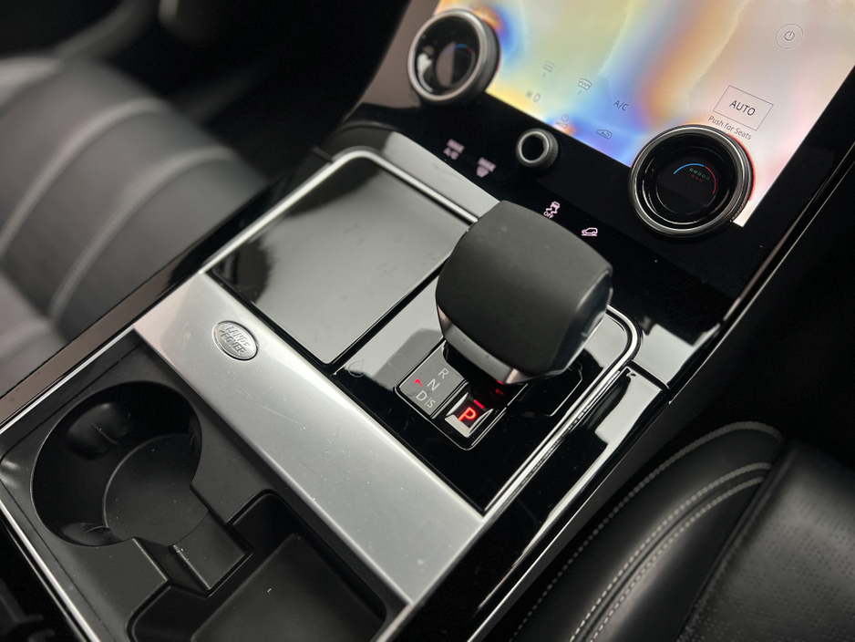 2022 Land Rover Range Rover Velar R-DYNAMIC HSE P400E *PAN ROOF* €52,990