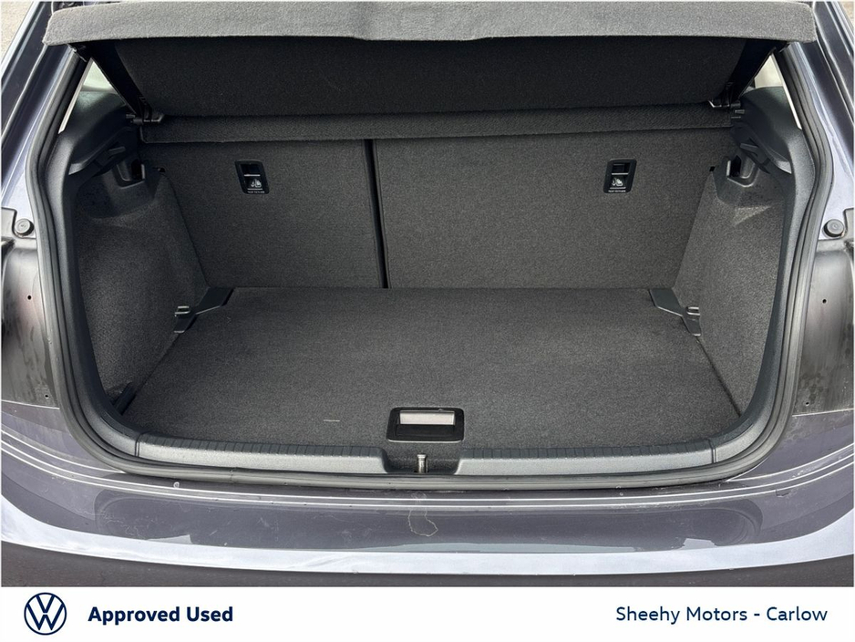 2023 Volkswagen Polo - image 10