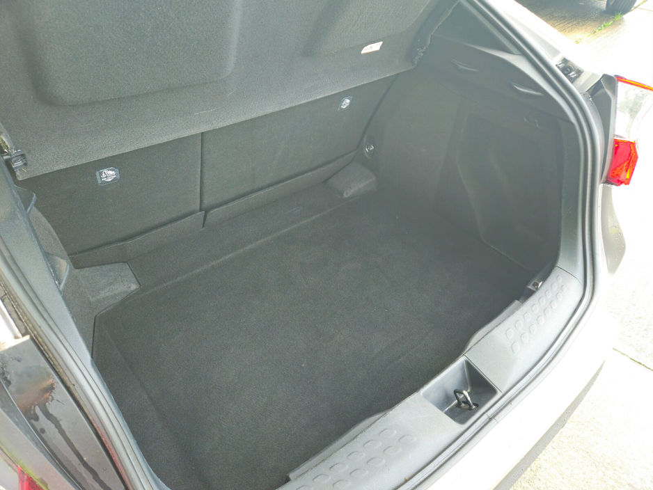 2018 Toyota C-HR - image 7