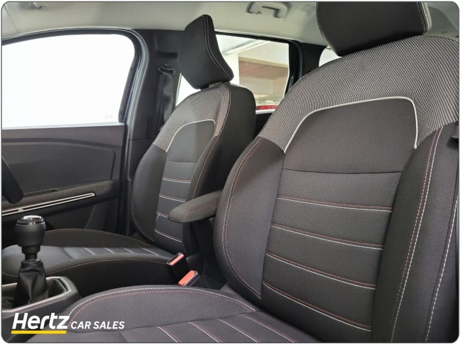 2023 Dacia Jogger - image 5