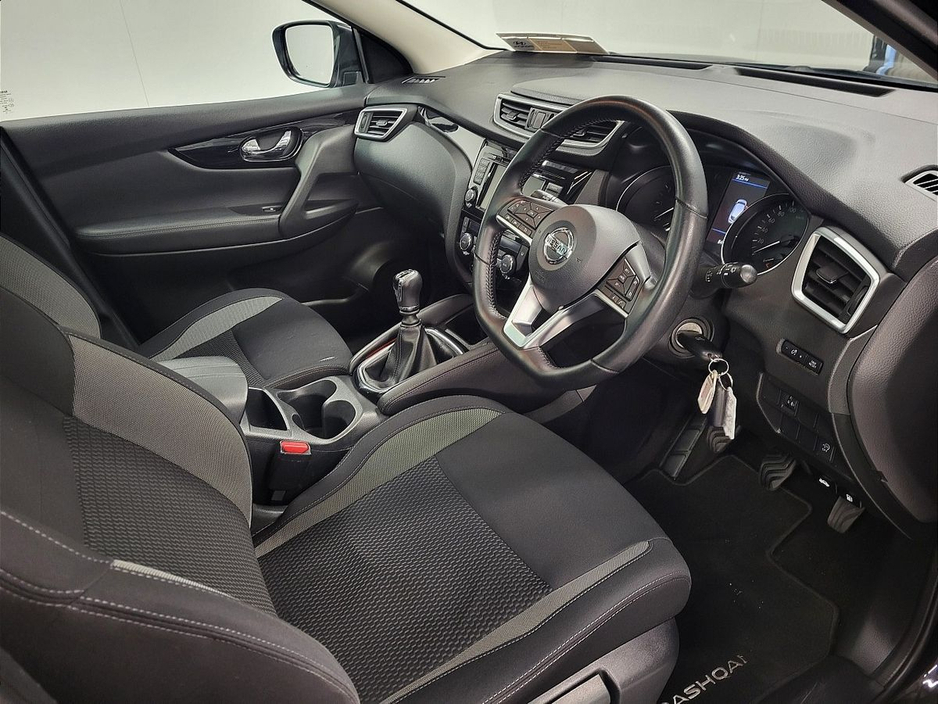 2020 Nissan Qashqai - image 6