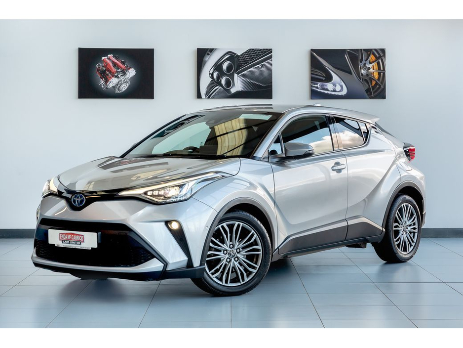 2023 Toyota C-HR SOL HYBRID €26,899