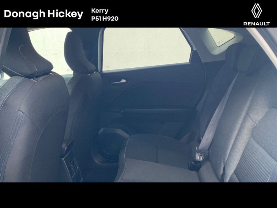 2020 Renault Captur dCi 95 Iconic €17,900