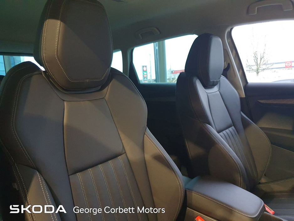 2026 Skoda Karoq Selection+ 1.0 TSI - Available for Immediate Delivery €45,335