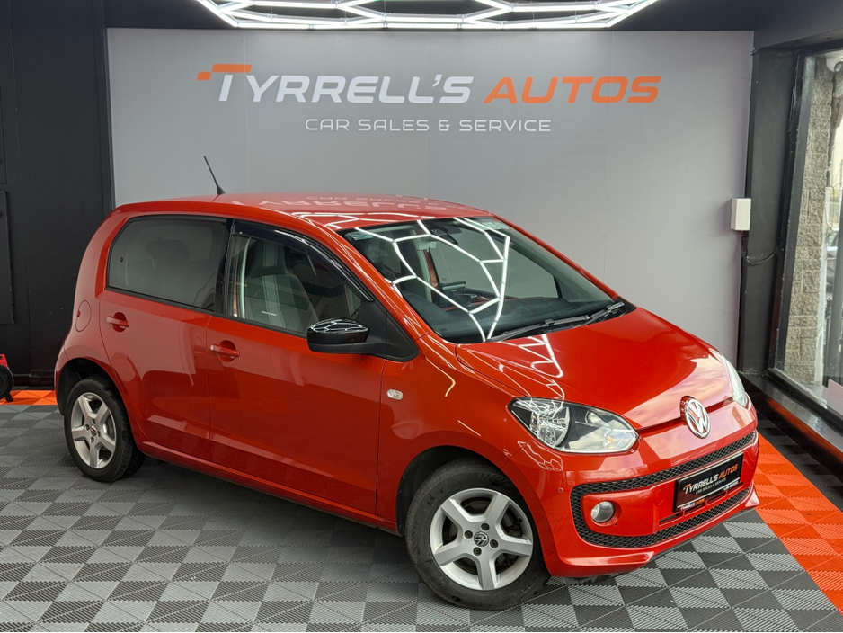 2014 Volkswagen up! - image 2