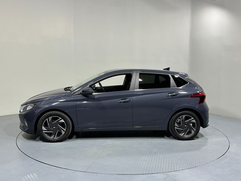 2023 Hyundai i20 - image 4