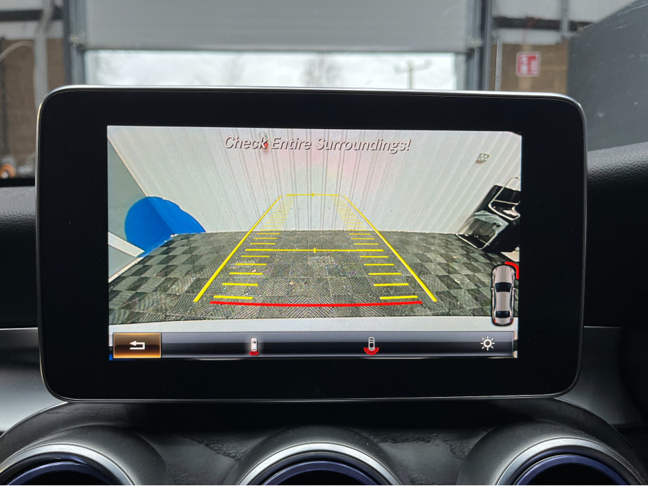 2017 Mercedes-Benz C Class 2017 MERCEDES-BENZ C220D LAUREUS EDITION 2.2 AUTOMATIC / CRUISE CONTROL / REVERSE CAMERA / ELECTRIC MEMORY & HEATED SEATS / PADDLE SHIFTERS / AMBIENT LIGHTS AND MORE